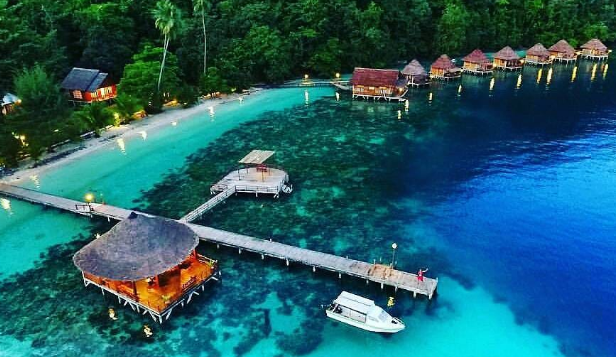 Pantai Ora: Surga Tersembunyi di Maluku