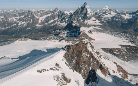 Keindahan Matterhorn Glacier Paradise