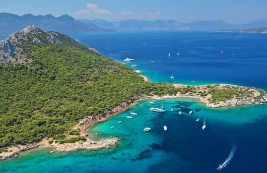 Keindahan Aegina Island