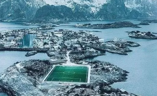 Keindahan Henningsvær Lofoten