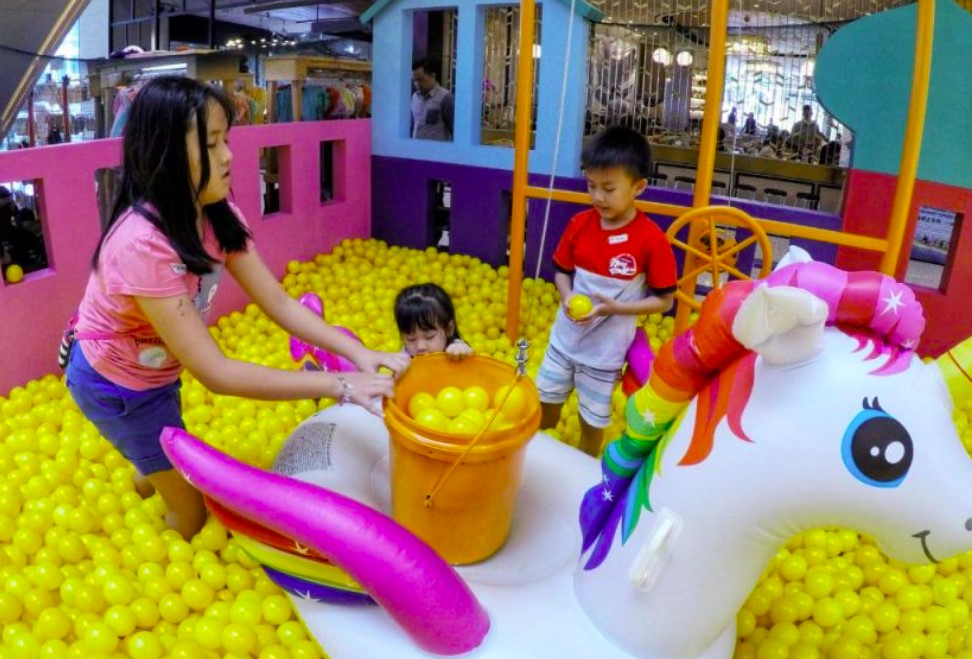Living World Mall Favorit Anak Anak yang Berdatangan